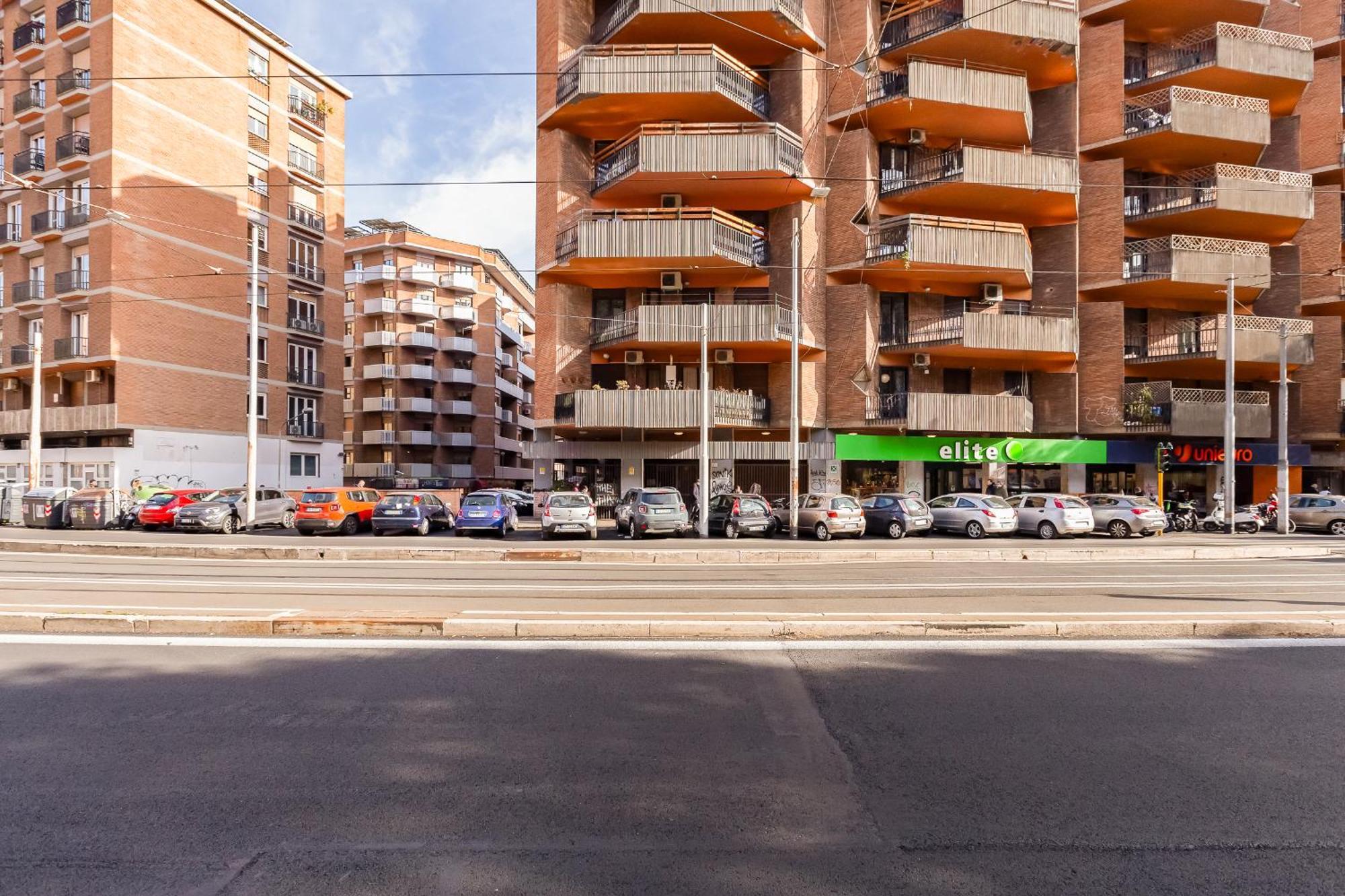 Trastevere-Royal Orchid Apartment Рим Экстерьер фото